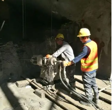 罗湖水下抗分散灌浆料特点 水下不分散注浆料介绍